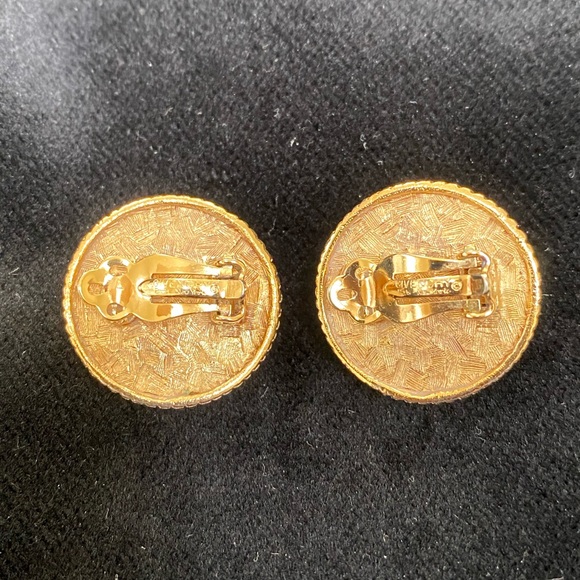 Givenchy button earrings - Picture 3 of 3